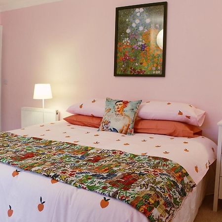 Clan Ross - 3 Bed, Spacious Georgian Home スターリング エクステリア 写真