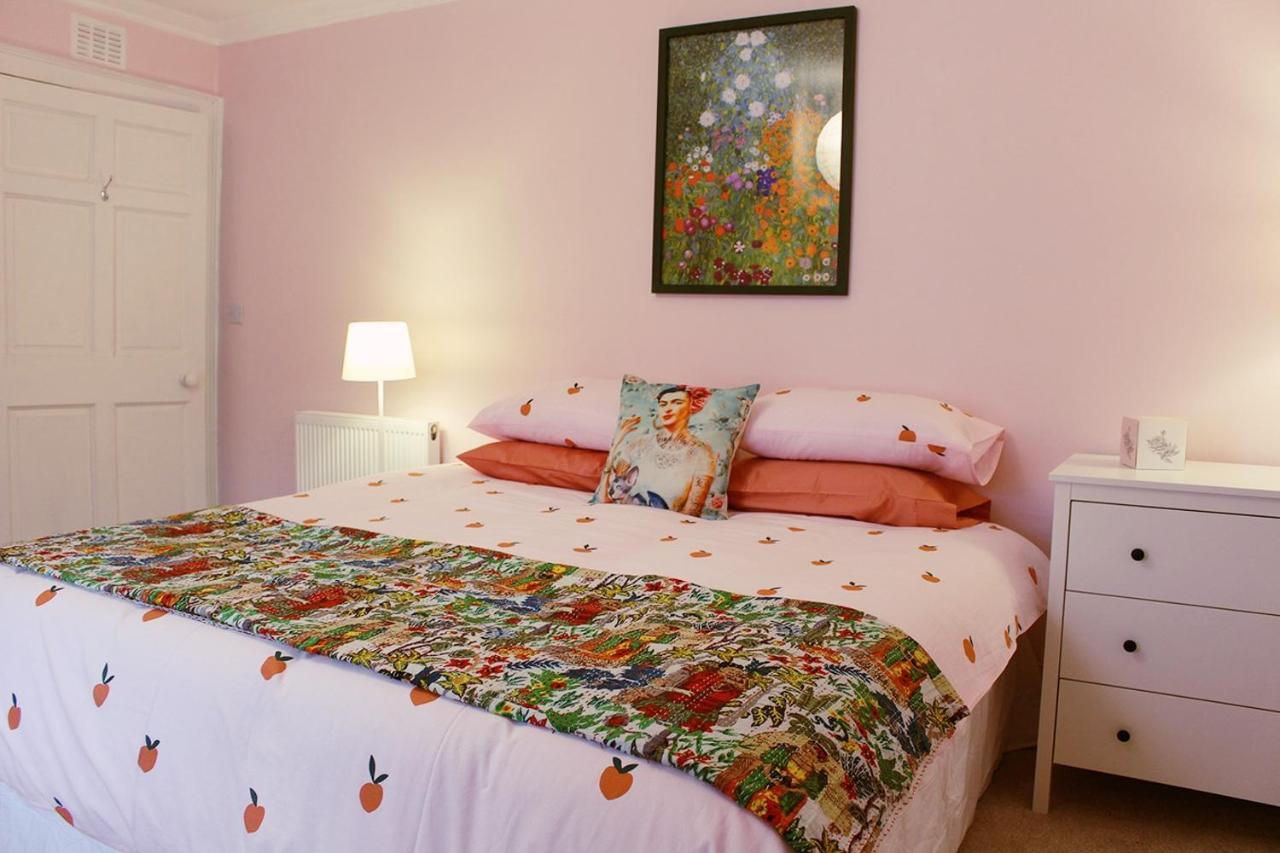 Clan Ross - 3 Bed, Spacious Georgian Home スターリング エクステリア 写真
