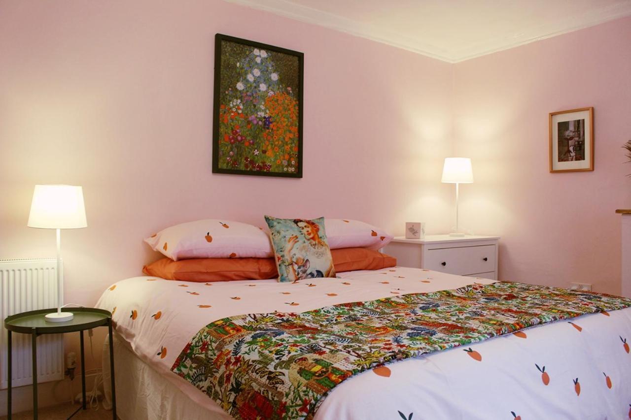 Clan Ross - 3 Bed, Spacious Georgian Home スターリング エクステリア 写真