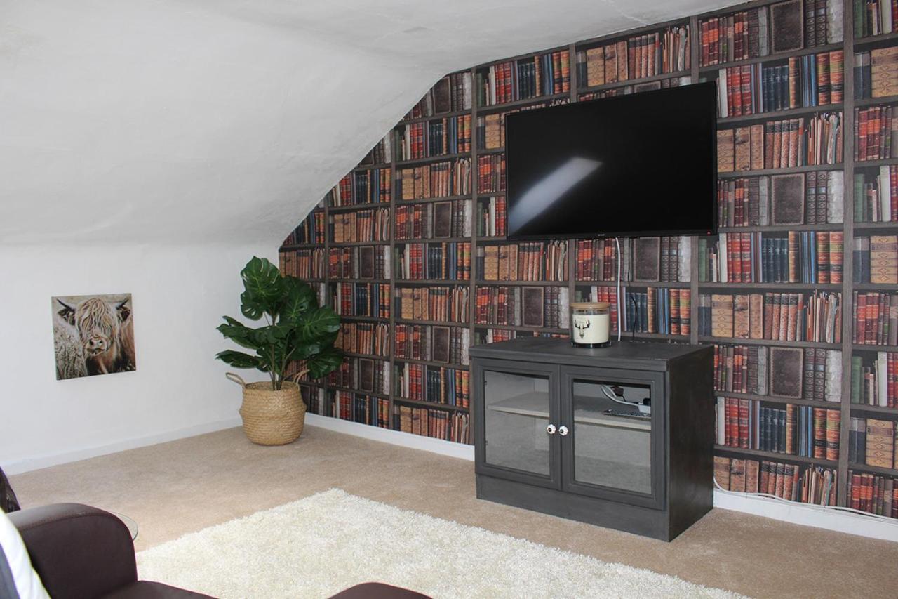 Clan Ross - 3 Bed, Spacious Georgian Home スターリング エクステリア 写真