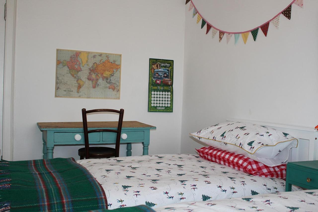 Clan Ross - 3 Bed, Spacious Georgian Home スターリング エクステリア 写真